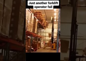 simply any other forklift operator fail #forklift