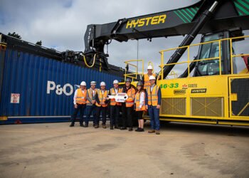 UK’s first hydrogen gas cell-powered ReachStacker