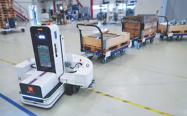Tuggers, casters and carts: Versatile answers for employees at the cross