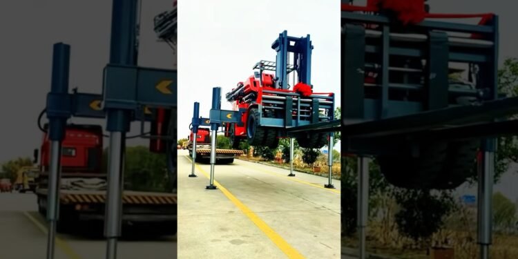 Forklift tail crane #ForkliftCrane #building #equipment #manufacturing unit #Forklift